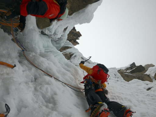 Krampon & Zincir & Hedik