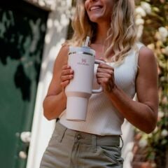 Stanley Quencher H2.O Tumbler Pipetli Termos | 1.2L Açık Pembe